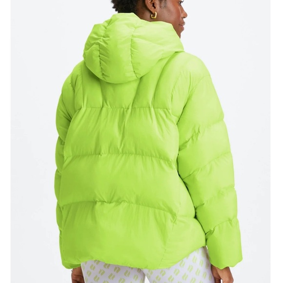 Fabletics Lime Green Quilted Hooded Puffer Jacket size M relaxed fit -almost new - Picture 2 of 7